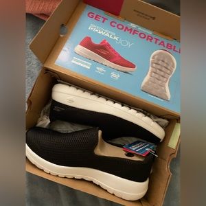 Sketchers GoWalk JOY
